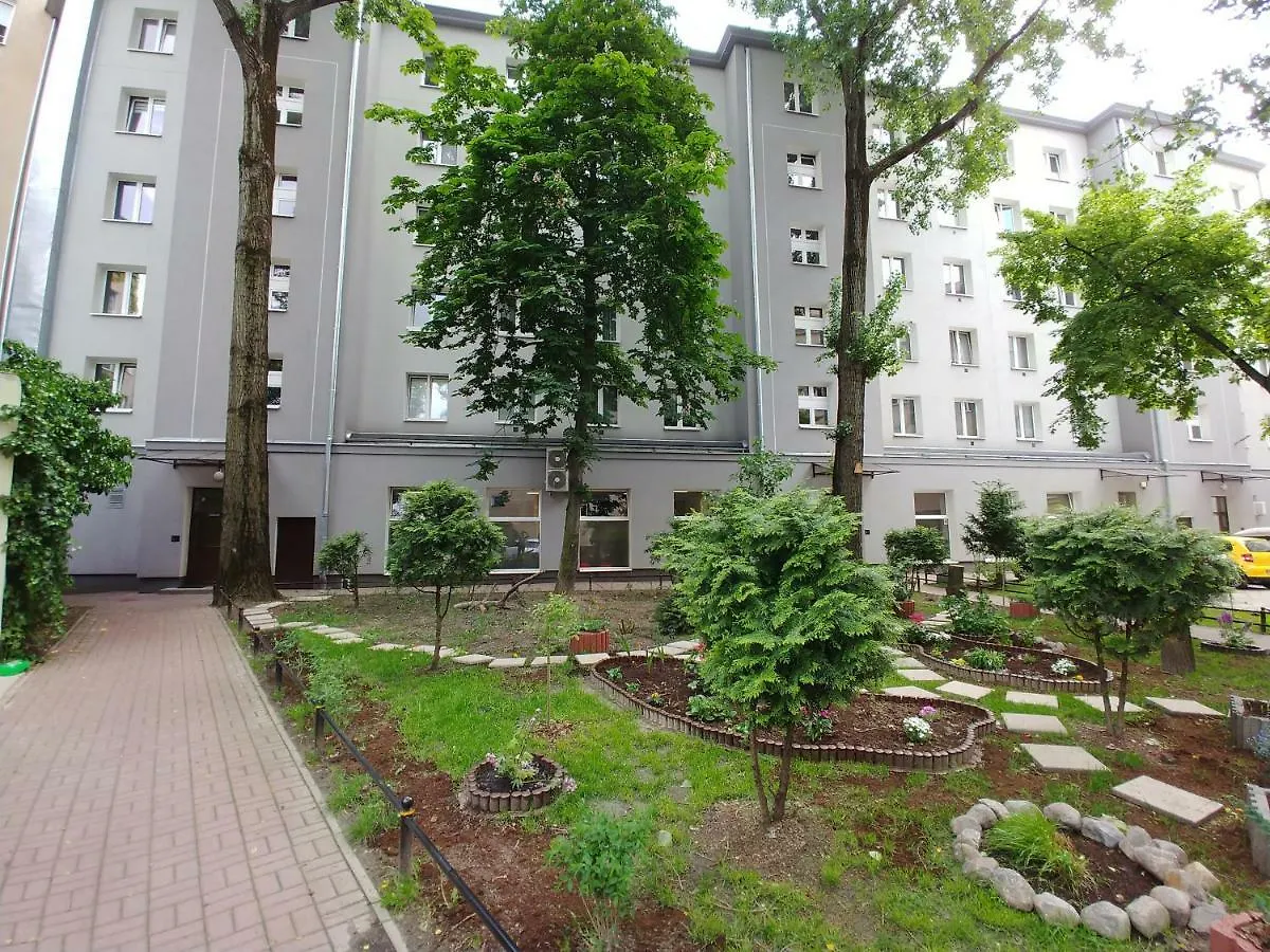 Studio Narutowicza Варшава 0*,  Польша