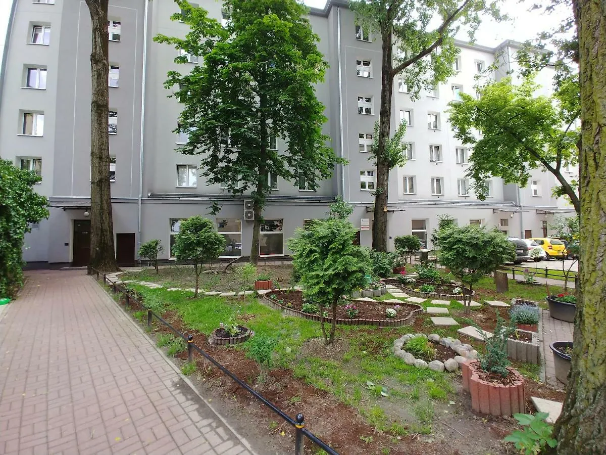 Studio Narutowicza Варшава 0*,  Польша
